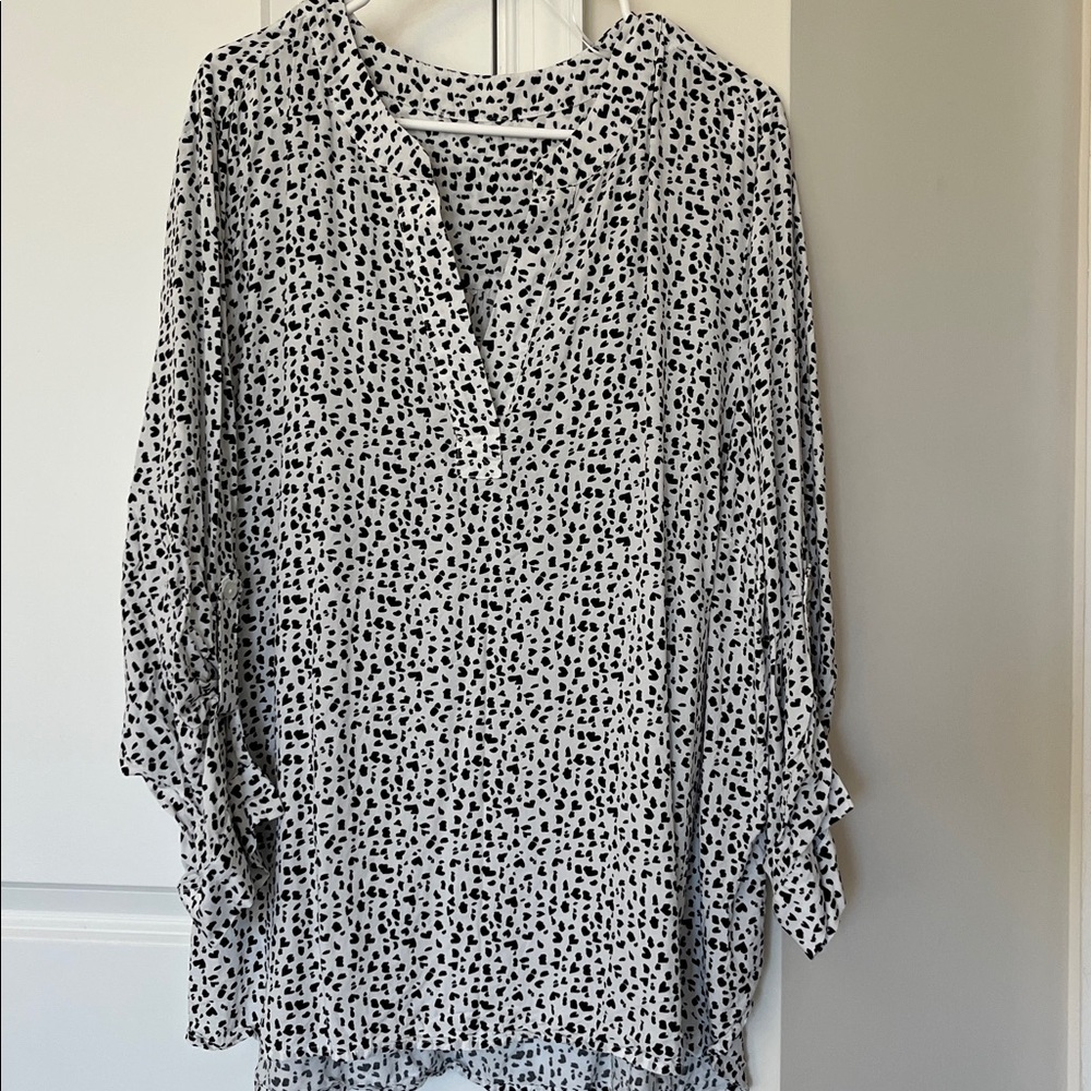 Black and White Patterned Blouse